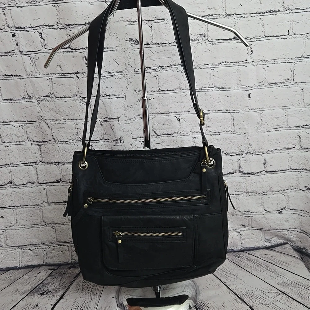 Bueno Black Crossbody Bag